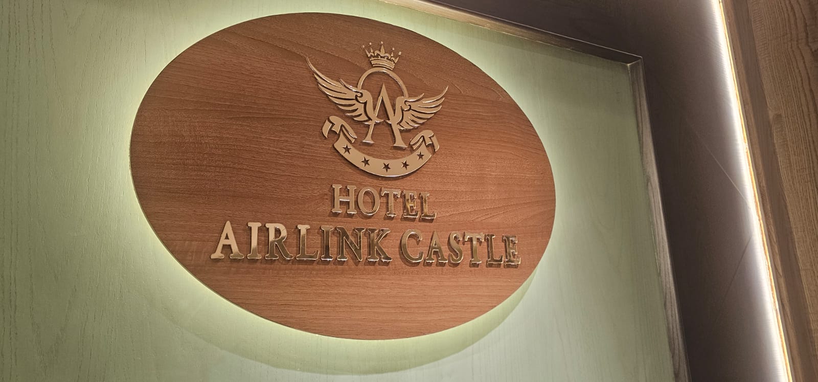 Airlink Castle